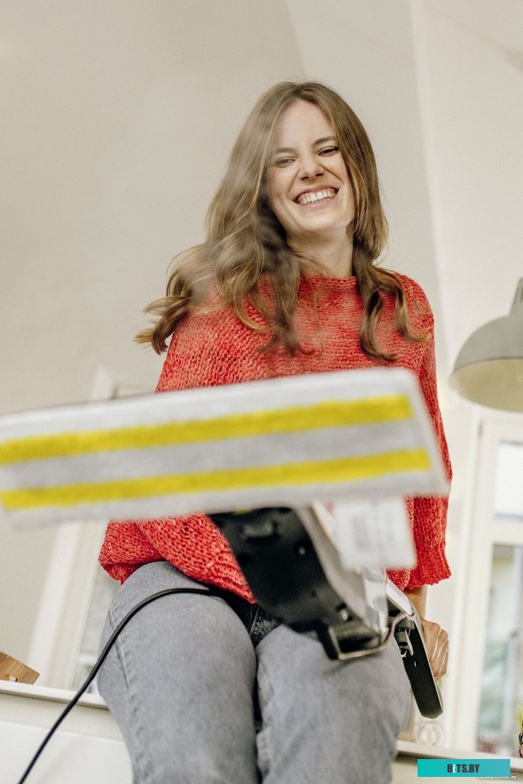 1.513-500.0 Швабра паровая Karcher SC 2 Upright 1600Вт белый