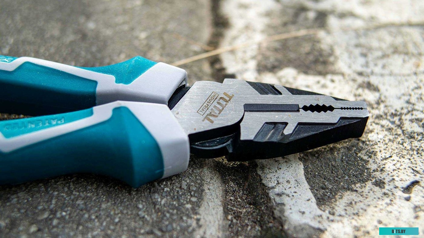 THT210806S Плоскогубцы TOTAL THT210806S