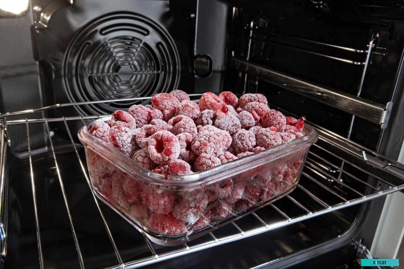 GEC5C61WG Электрическая плита Gorenje GEC5C61WG,  стеклокерамика,  без крышки,  белый