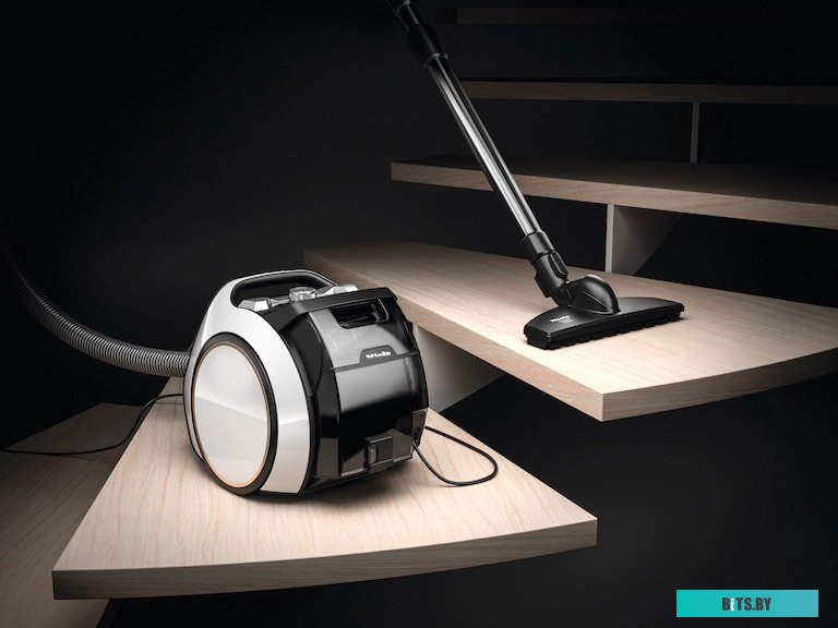 BOOST CX1 PARQUET LOTUS Пылесос Miele Boost CX1 Parquet lotus 890Вт белый/черный