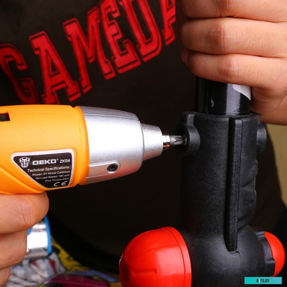 Электроотвертка Deko ZKS4 SET 10 063-4113