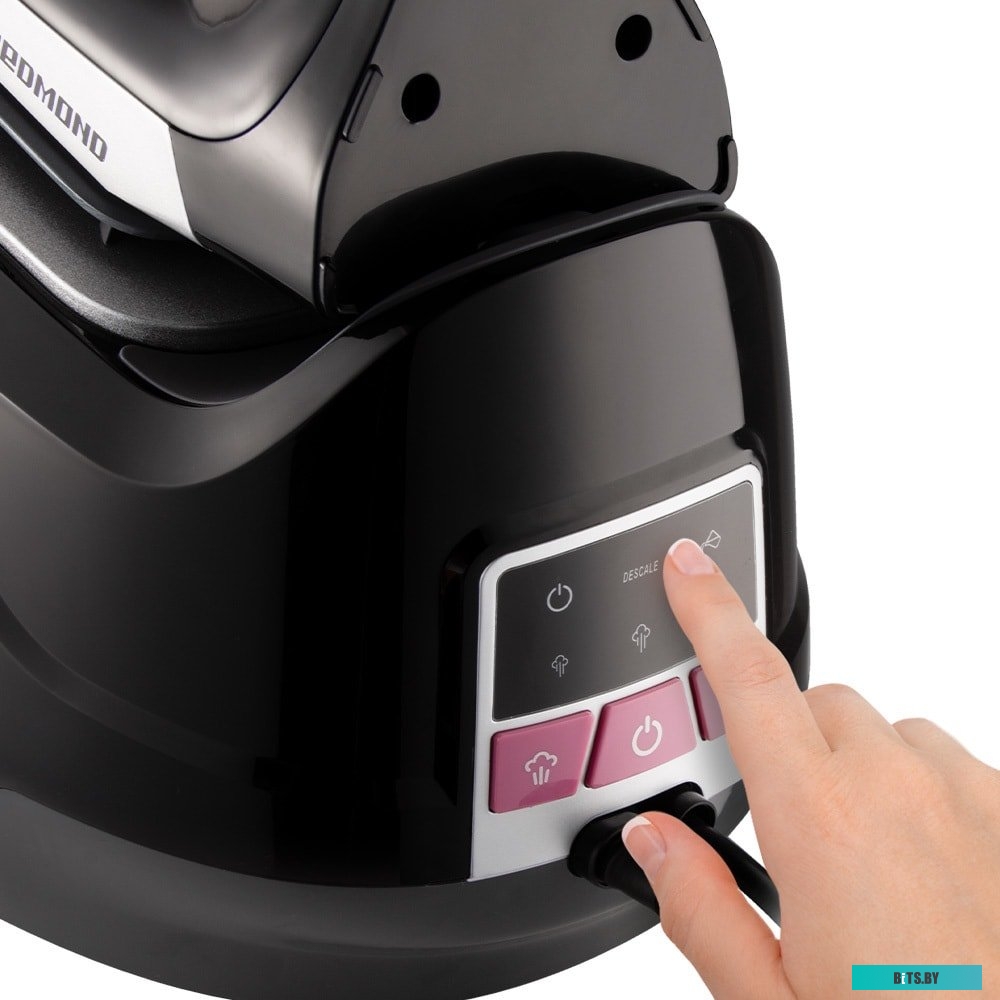 RSS-5907 Парогенератор Red Solution RSS-5907 2400Вт черный/фиолетовый