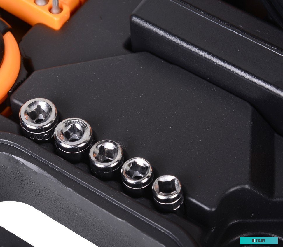 Вихрь ДА-12Л-2КН (с 1-им АКБ, кейс, набор оснастки)