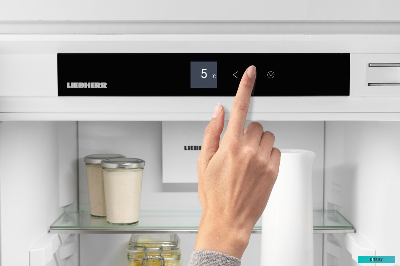 IRE 5100-22 001 Холодильник BUILT-IN IRE 5100-22 001 LIEBHERR