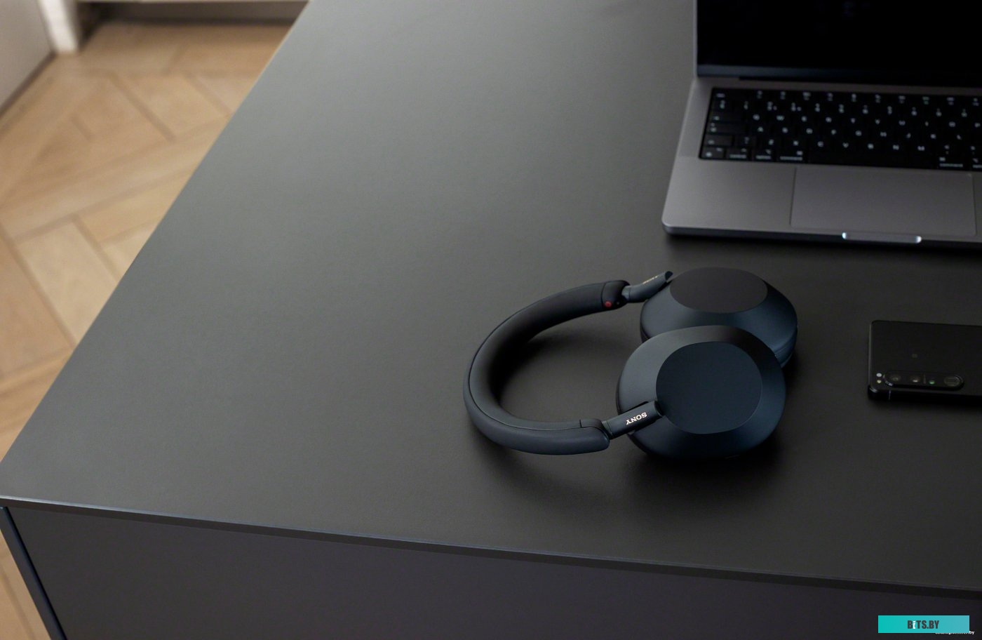 WH1000XM5/B Гарнитура мониторные Sony WH-1000XM5 1.2м черный беспроводные bluetooth оголовье (WH1000XM5/B)