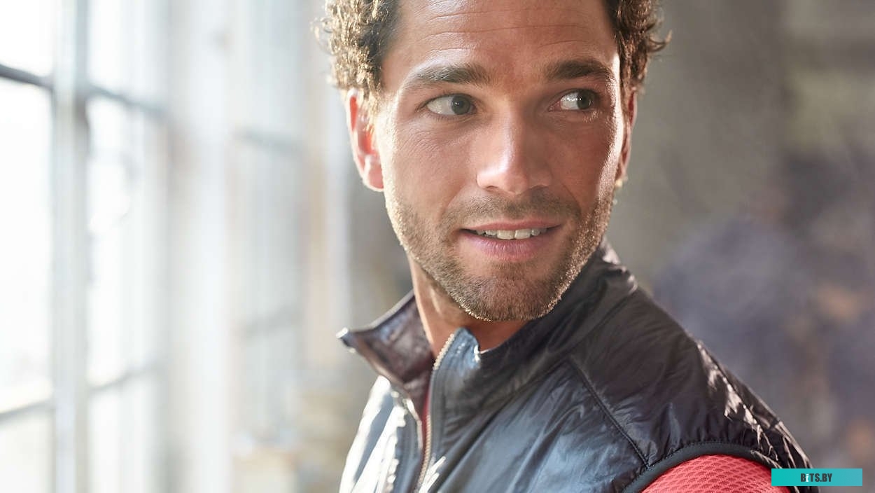 BT3216/14 Триммер Philips BT3216/14 серебристый/черный (насадок в компл:1шт)