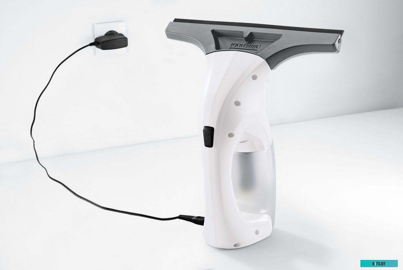 1.633-620.0 Стеклоочиститель Karcher WV 1 Plus Frame Edition, белый [1.633-620.0]