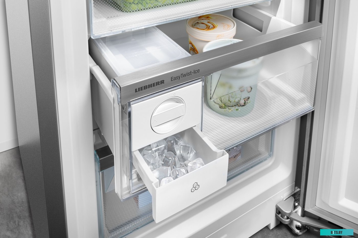 CBNSFD 5223-20 001 Холодильник CBNSFD 5223-20 001 LIEBHERR