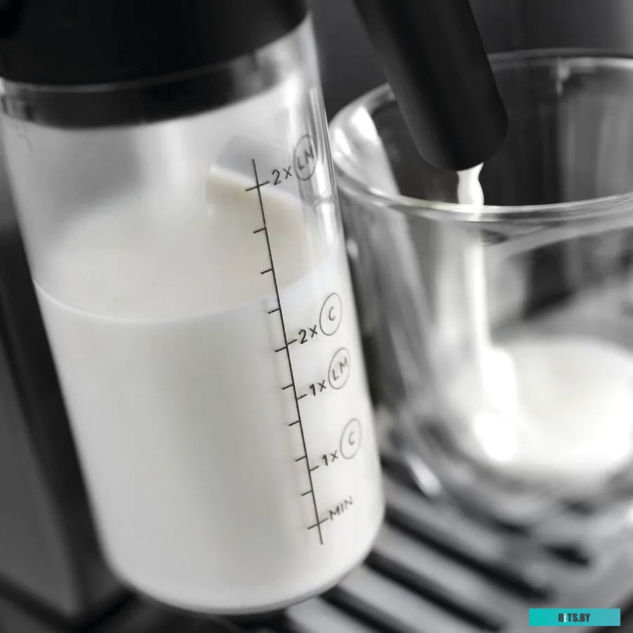 ECAM290.61.B Кофемашина Delonghi Magnifica Evo ECAM290.61.B 1450Вт черный