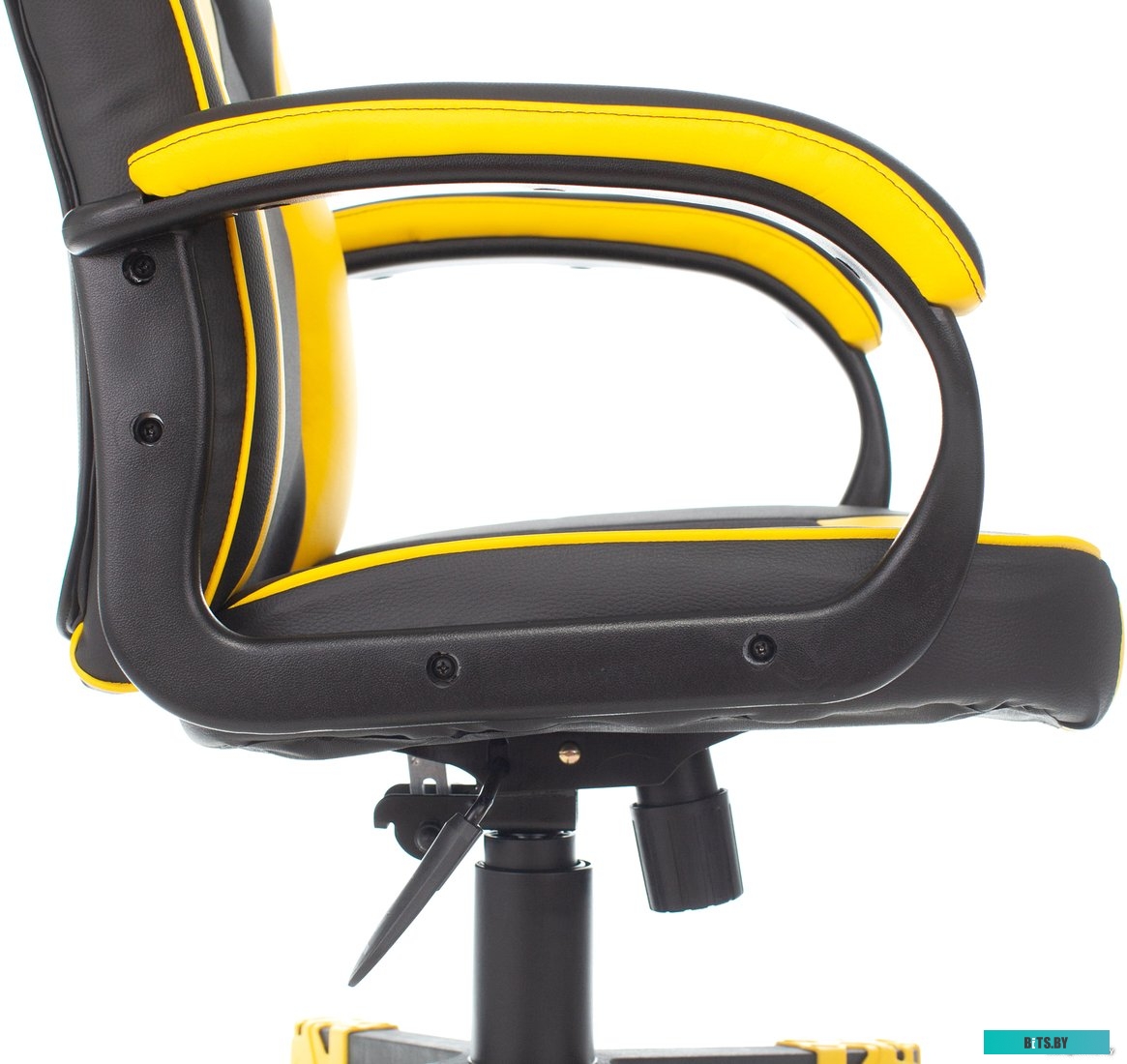 Кресло Бюрократ ZOMBIE GAME 17 RED (черный/красный)