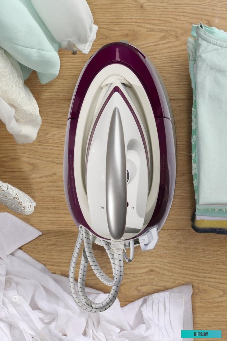 SGD2800WV Парогенератор Gorenje SGD2800WV 2200Вт фиолетовый