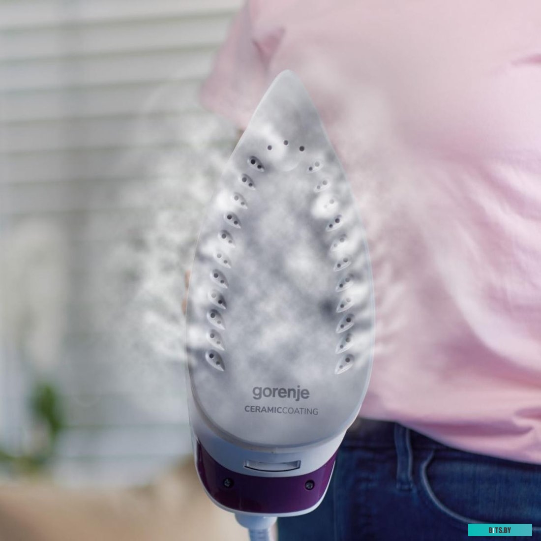 SGD2800WV Парогенератор Gorenje SGD2800WV 2200Вт фиолетовый