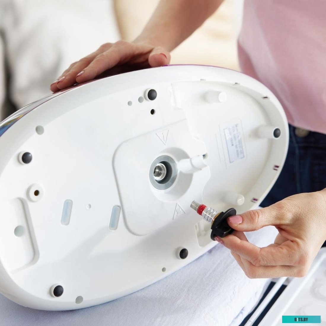 SGD2800WV Парогенератор Gorenje SGD2800WV 2200Вт фиолетовый