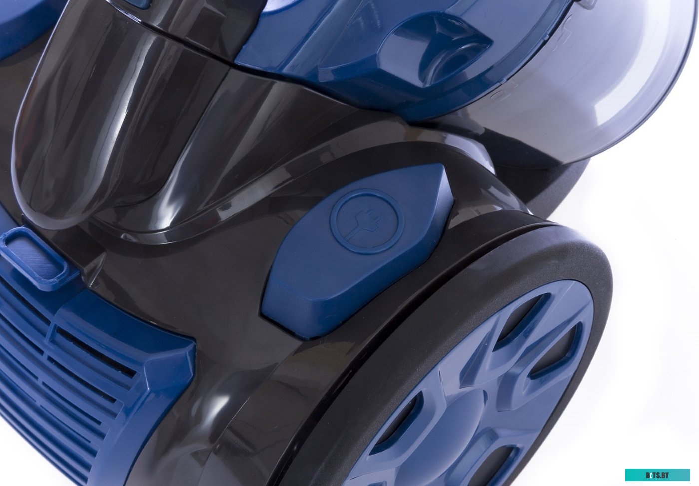 Пылесос Supra VCS-1832