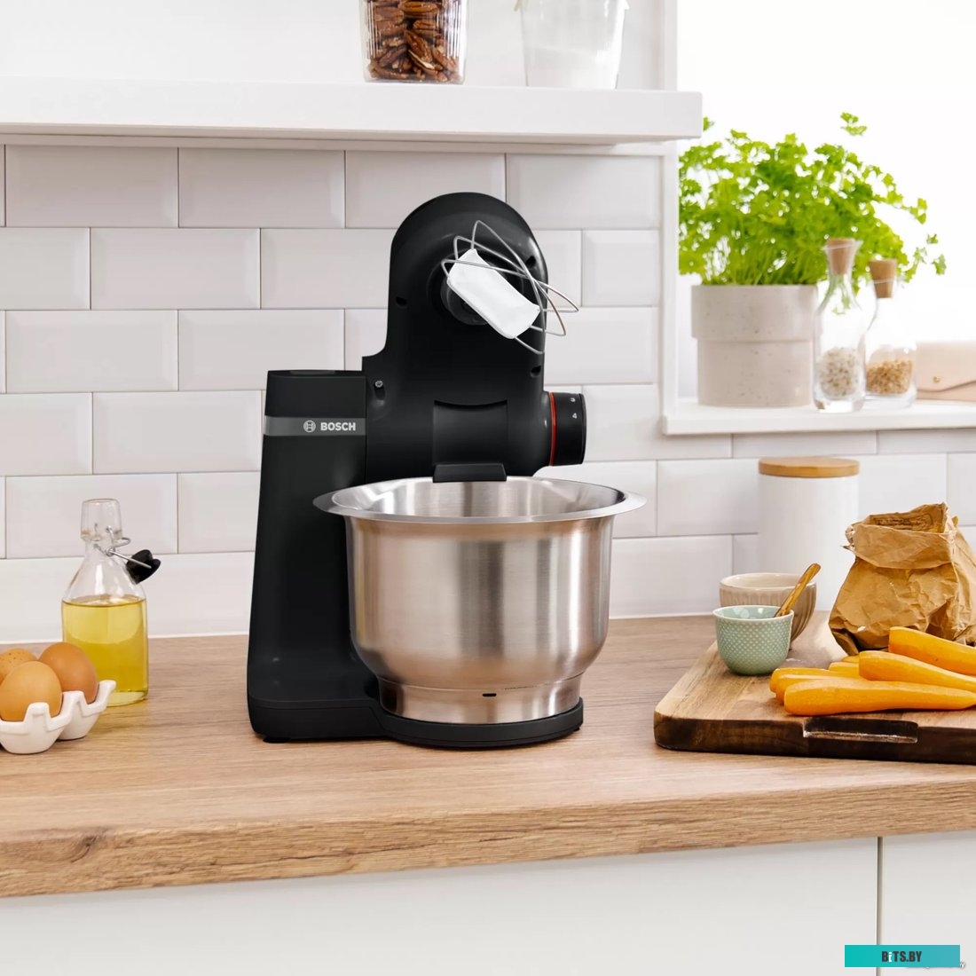 MUMS2EB01 Кухонная машина Bosch MUMS2EB01 черный/серебристый