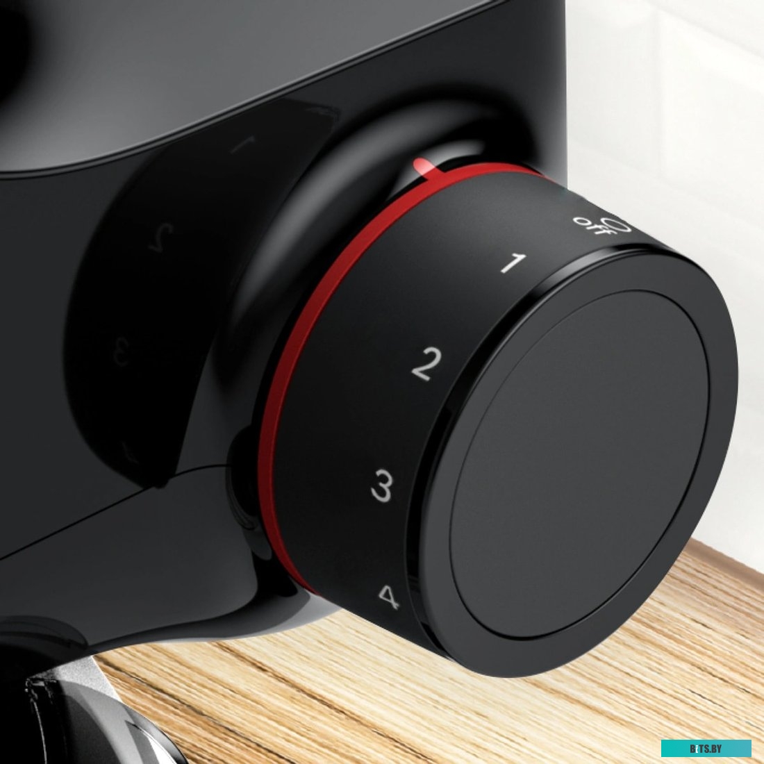 MUMS2EB01 Кухонная машина Bosch MUMS2EB01 черный/серебристый