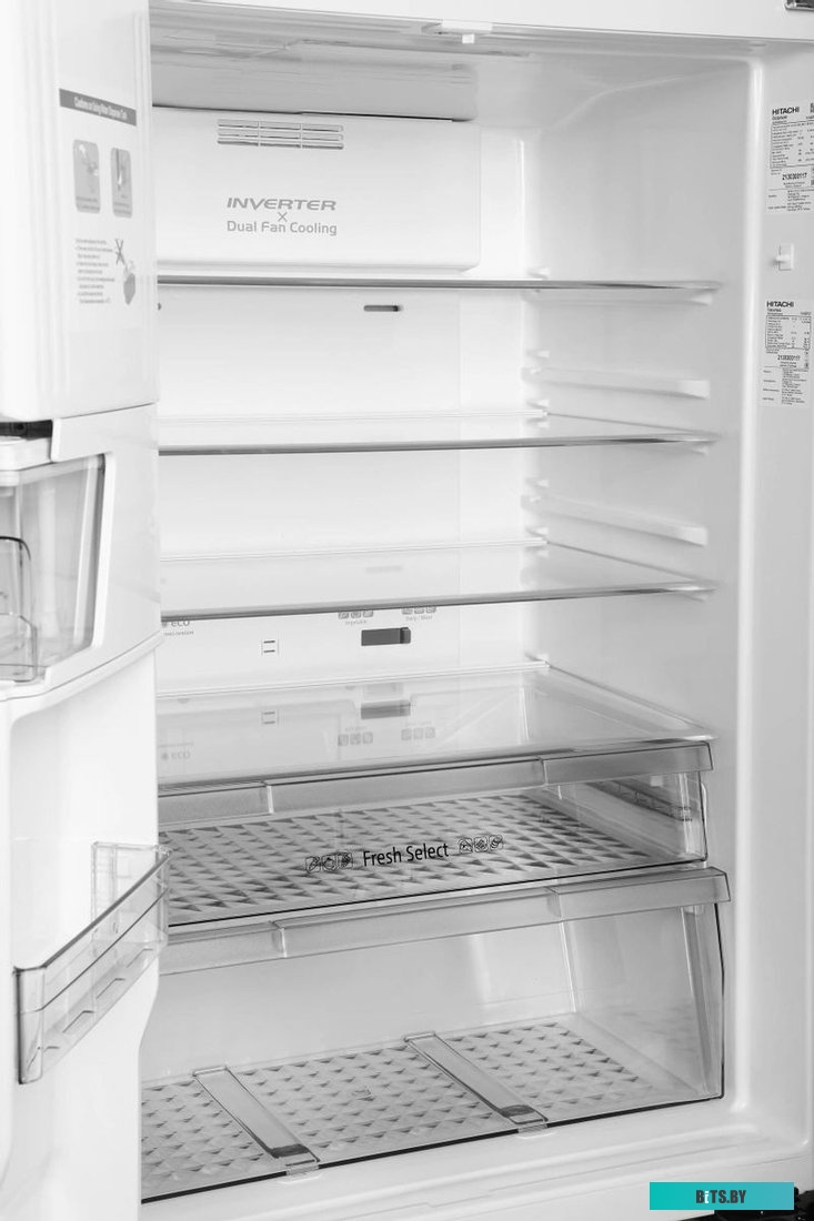 R-W660PUC7 GBK Холодильник Hitachi R-W660PUC7 GBK 2-хкамерн. черный стекло