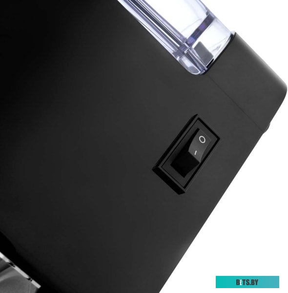 Рожковая помповая кофеварка Brayer BR1100