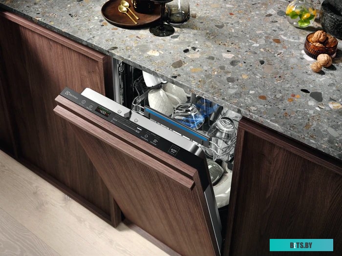 KESC2210L Встраиваемая посудомоечная машина ELECTROLUX/ Встраиваемая посудомоечная машина 45 см, загрузка на 9 комплектов посуды, сенсорное управление