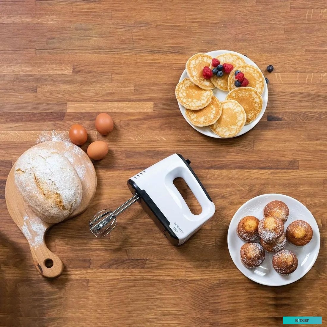 SC-HM40S22 Миксер Scarlett SC-HM40S22, ручной,  белый и черный