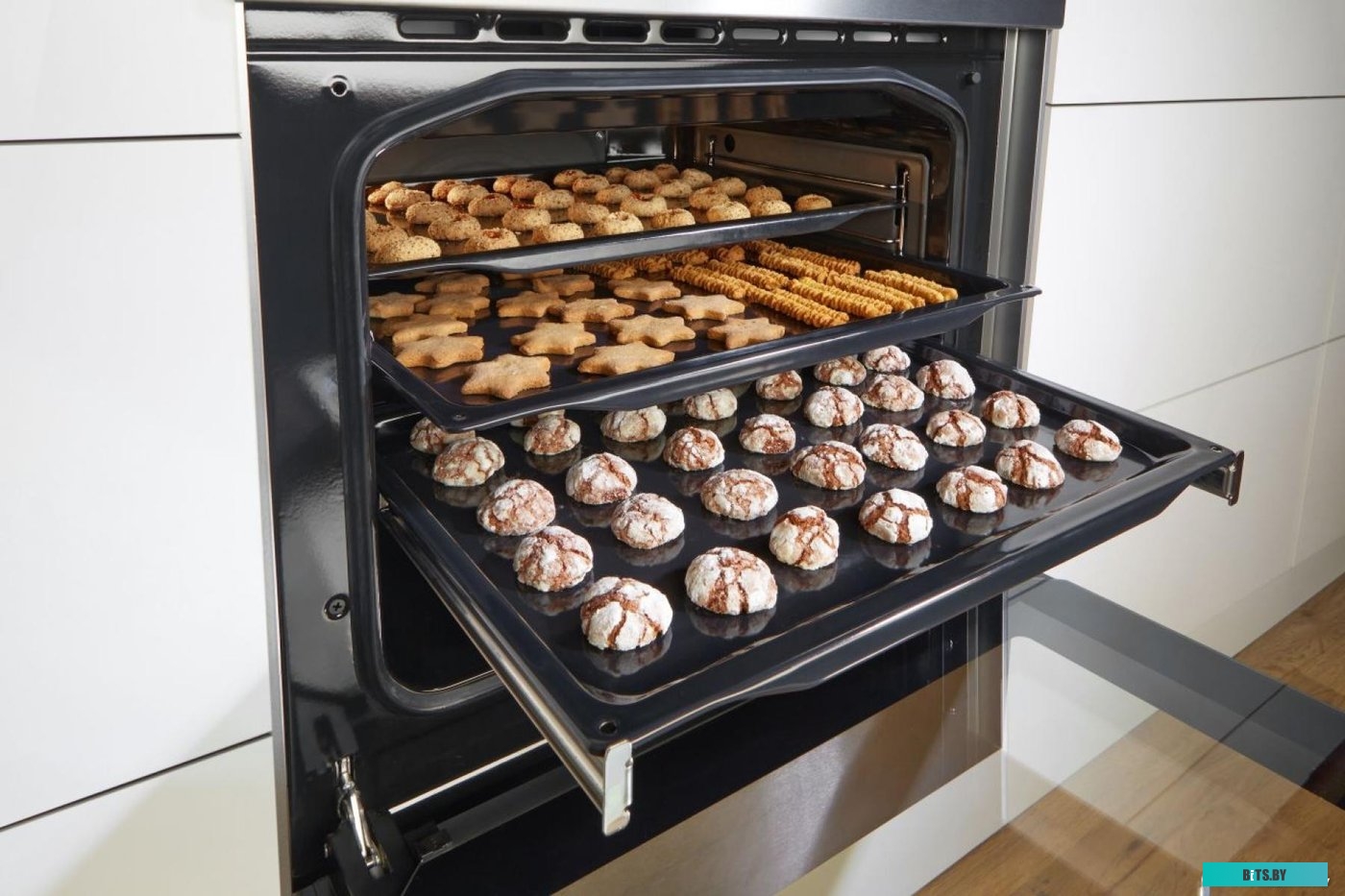 GEC6A11WG Электрическая плита Gorenje GEC6A11WG,  стеклокерамика,  без крышки,  белый