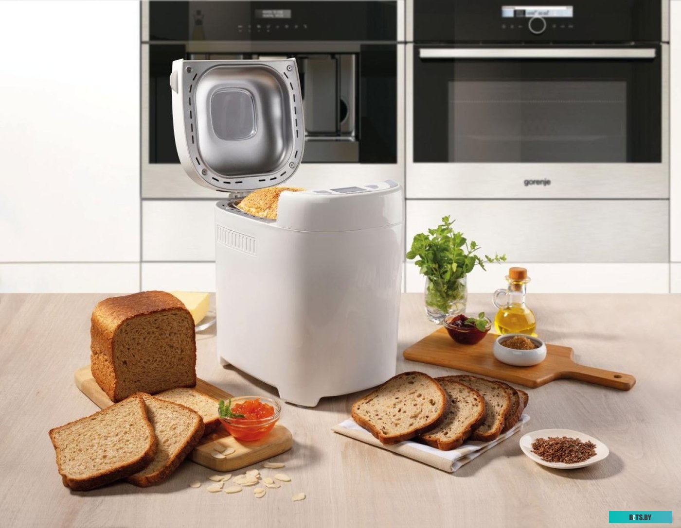 BM900WS Хлебопечь Gorenje BM900WS,  белый