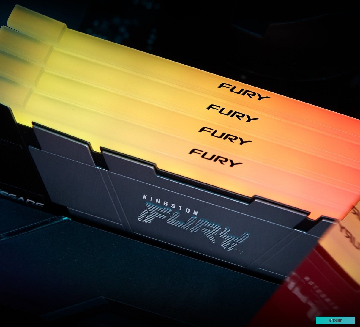Оперативная память Kingston FURY Renegade RGB KF432C16RB2AK2/16