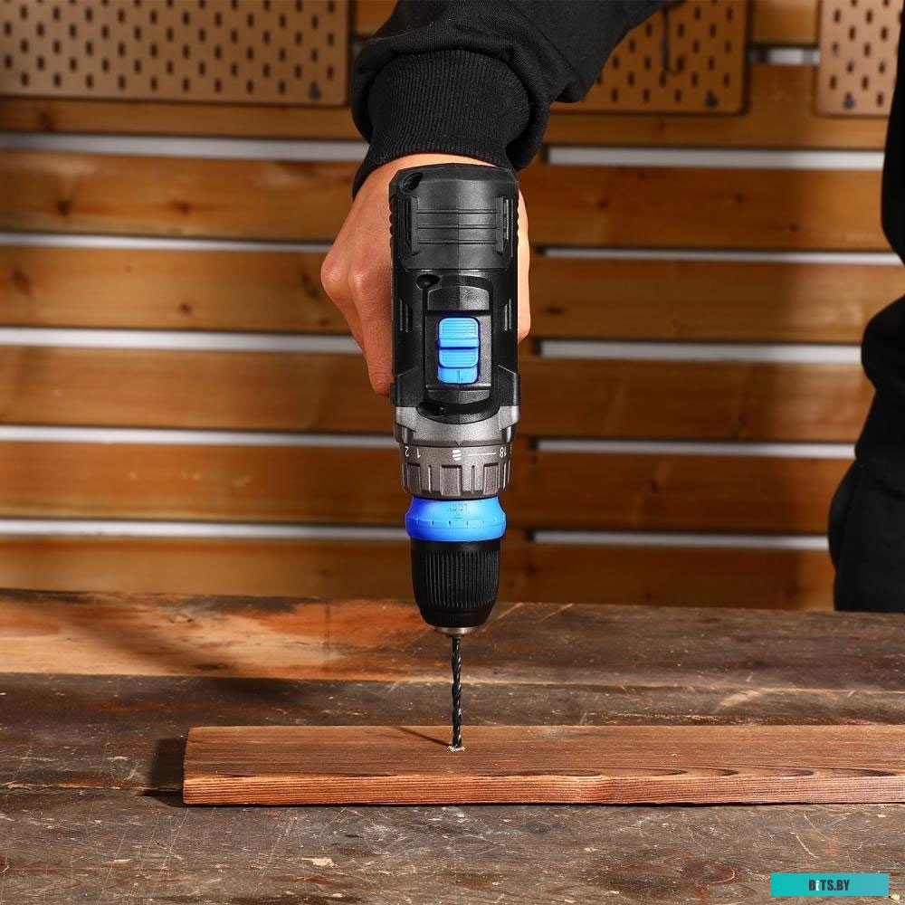 083-1004 Deko DKCD12V PRO 083-1004 (с 2-мя АКБ 1.5Ач, кейс)