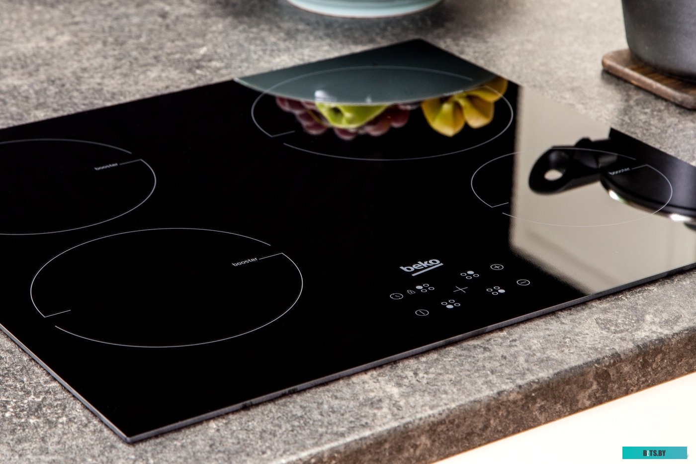 HII64400MT Индукционная варочная поверхность Beko HII64400MT черный
