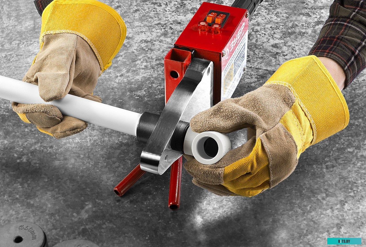 АСТ-2000 Сварочный аппарат для пластиковых труб Зубр АСТ-2000,  кейс