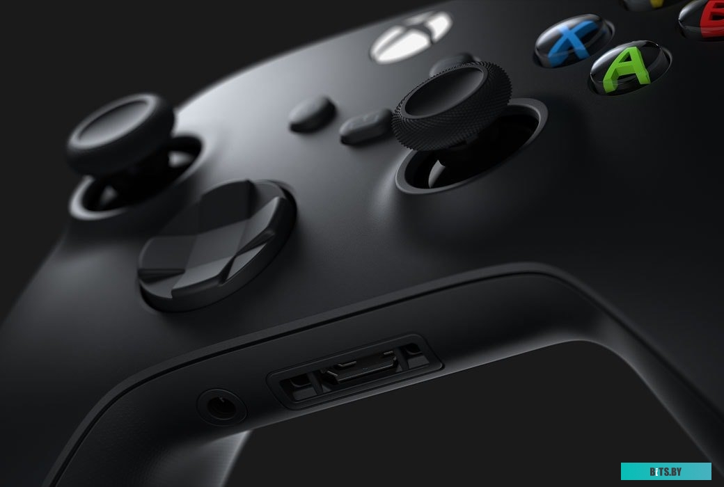 Геймпад Microsoft Xbox (черный) <QAT-00002>