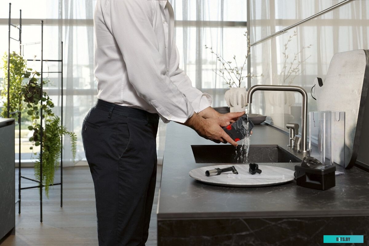 Кофемашина DeLonghi Dinamica Plus ECAM380.85.SB ,  серебристый/черный