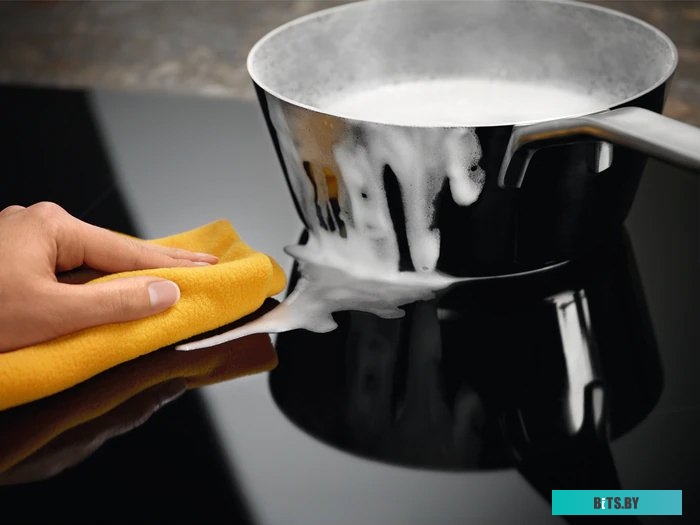 LIT30230C Домино ELECTROLUX/ Индукционная варочная поверхность, цвет: Черный, , индивидуальный таймер для каждой зоны нагрева, без рамки