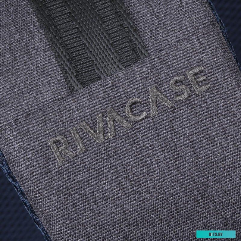 Рюкзак для ноутбука Riva 7765 черный