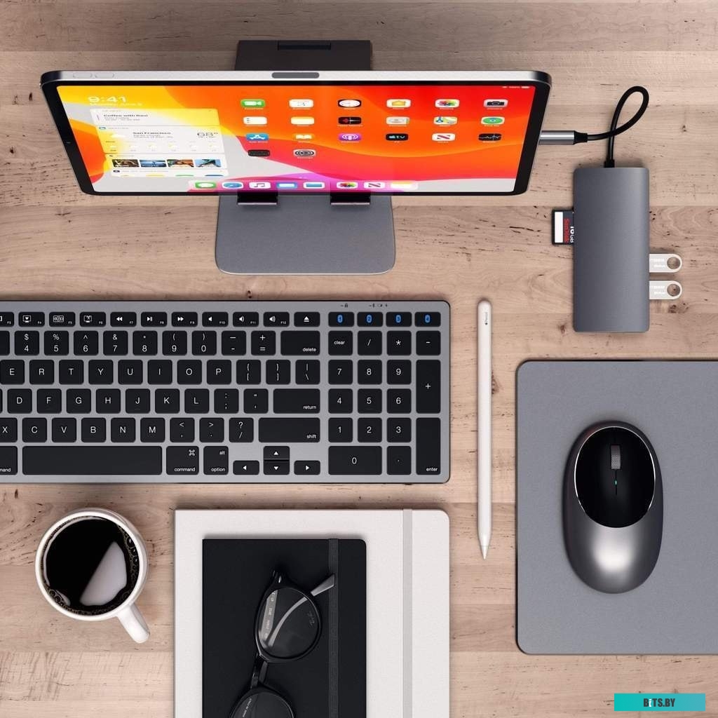 ST-TCMA2M USB-концентратор Satechi Aluminum Multi-Port Adapter V2 Цвет серый космос