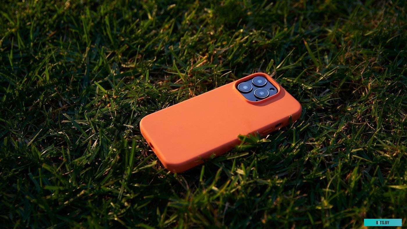 uBear Touch Case для iPhone 13 Pro (оранжевый)