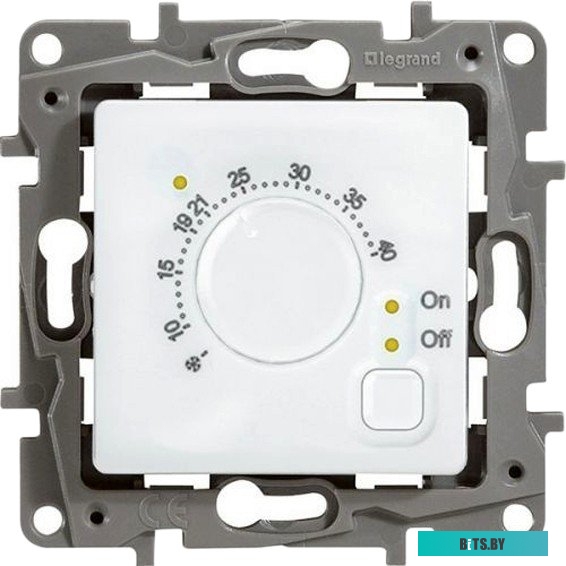 Legrand Etika 672230 (белый)