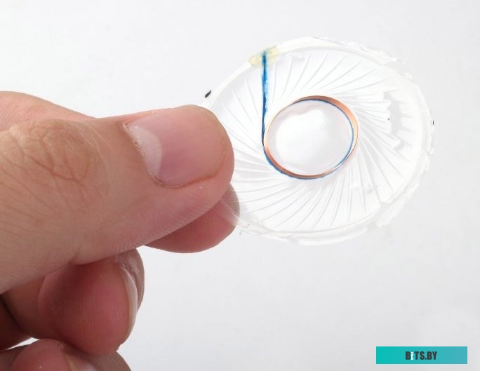 SHP8500 Фен-щетка STARWIND SHP8500,  черный