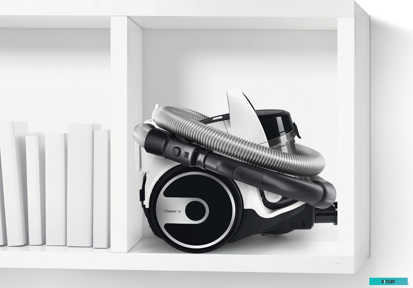 BGS05A222 Пылесос Bosch Serie 2 BGS05A222 белый/черный