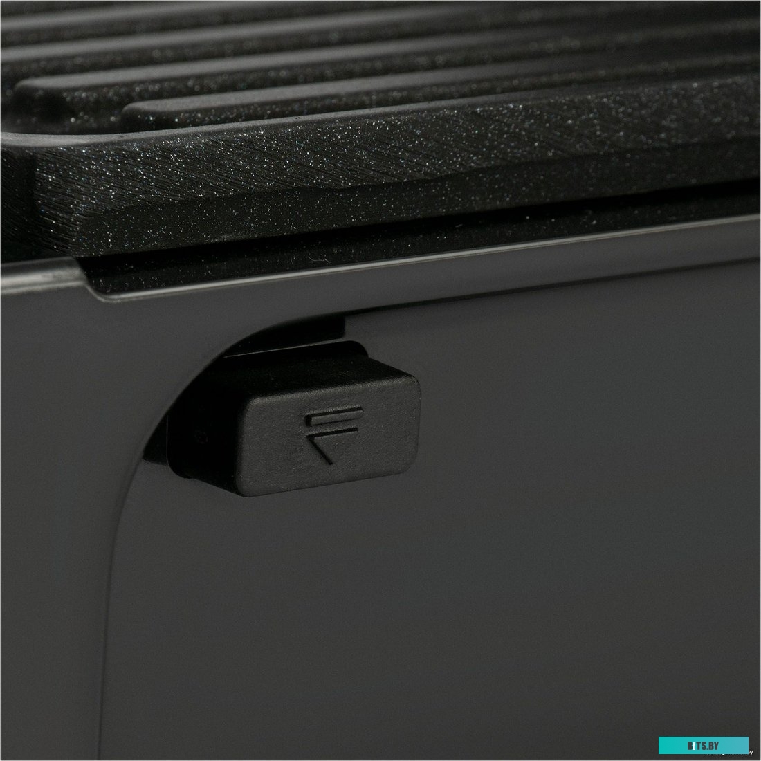 HYG-5047 Электрогриль Hyundai HYG-5047,  серебристый и черный