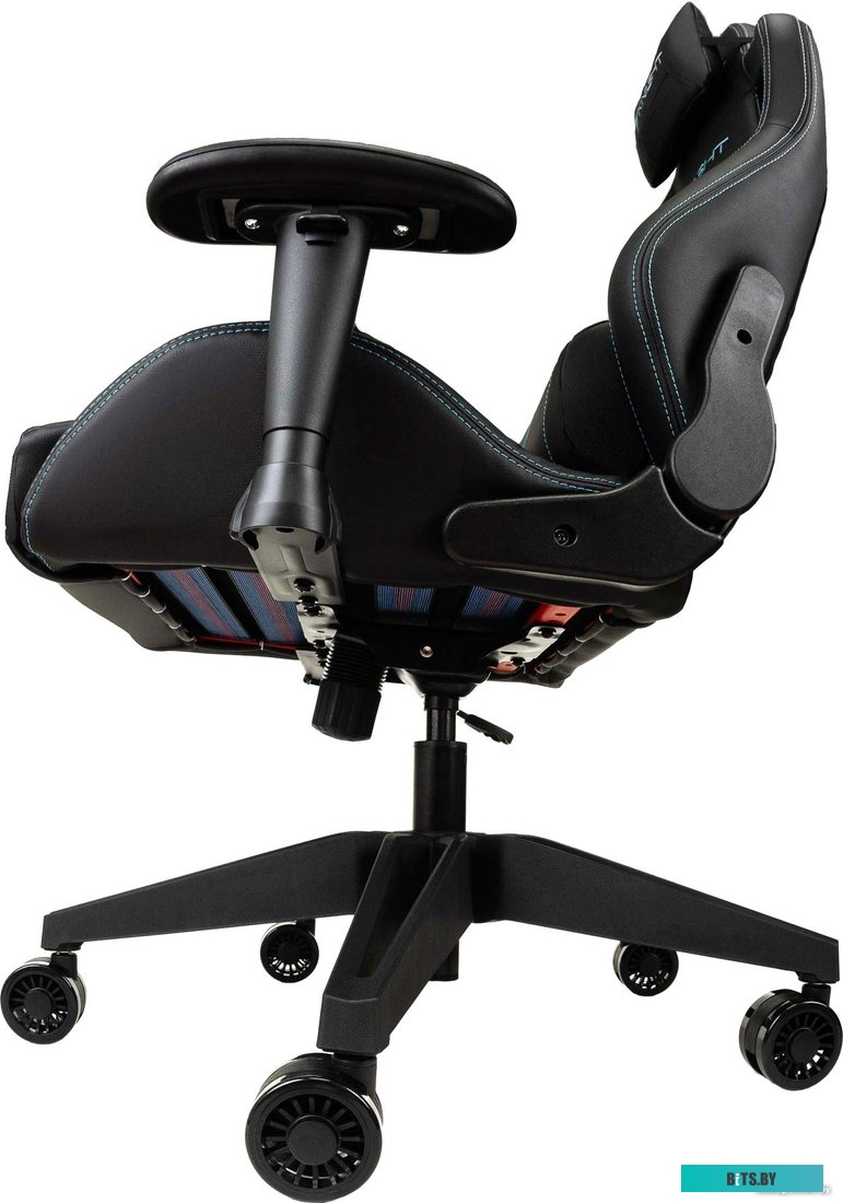 Бюрократ Knight Outrid Smile (экокожа черный)