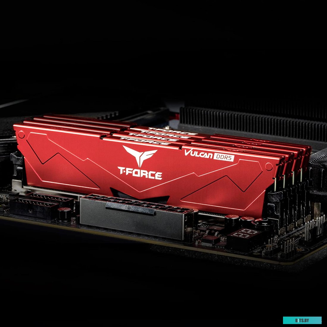 Оперативная память Team T-Force Vulcan Red FLRD532G5600HC36BDC01