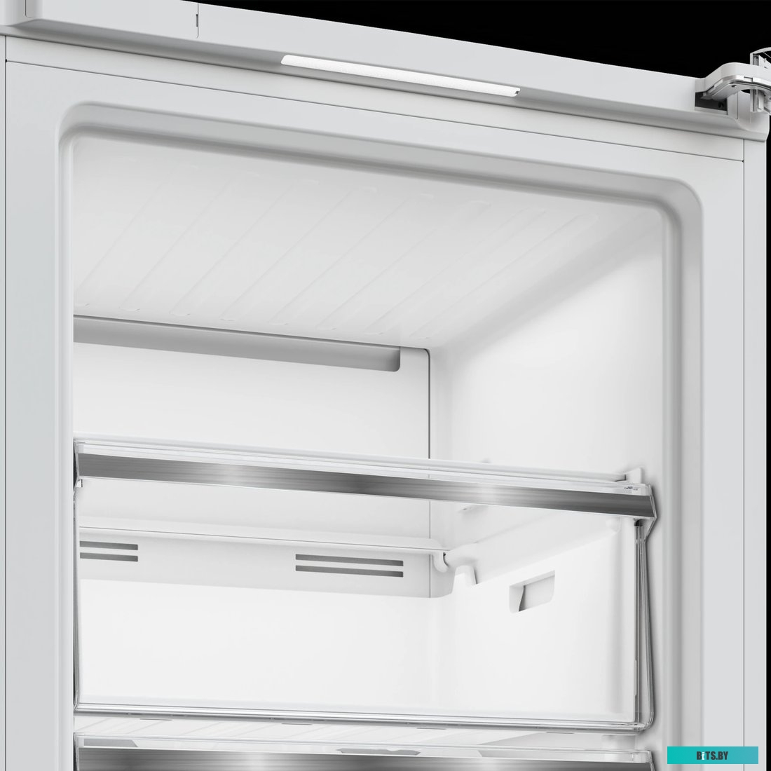 869892700010 Морозильная камера Hotpoint HFZ 6185 W белый