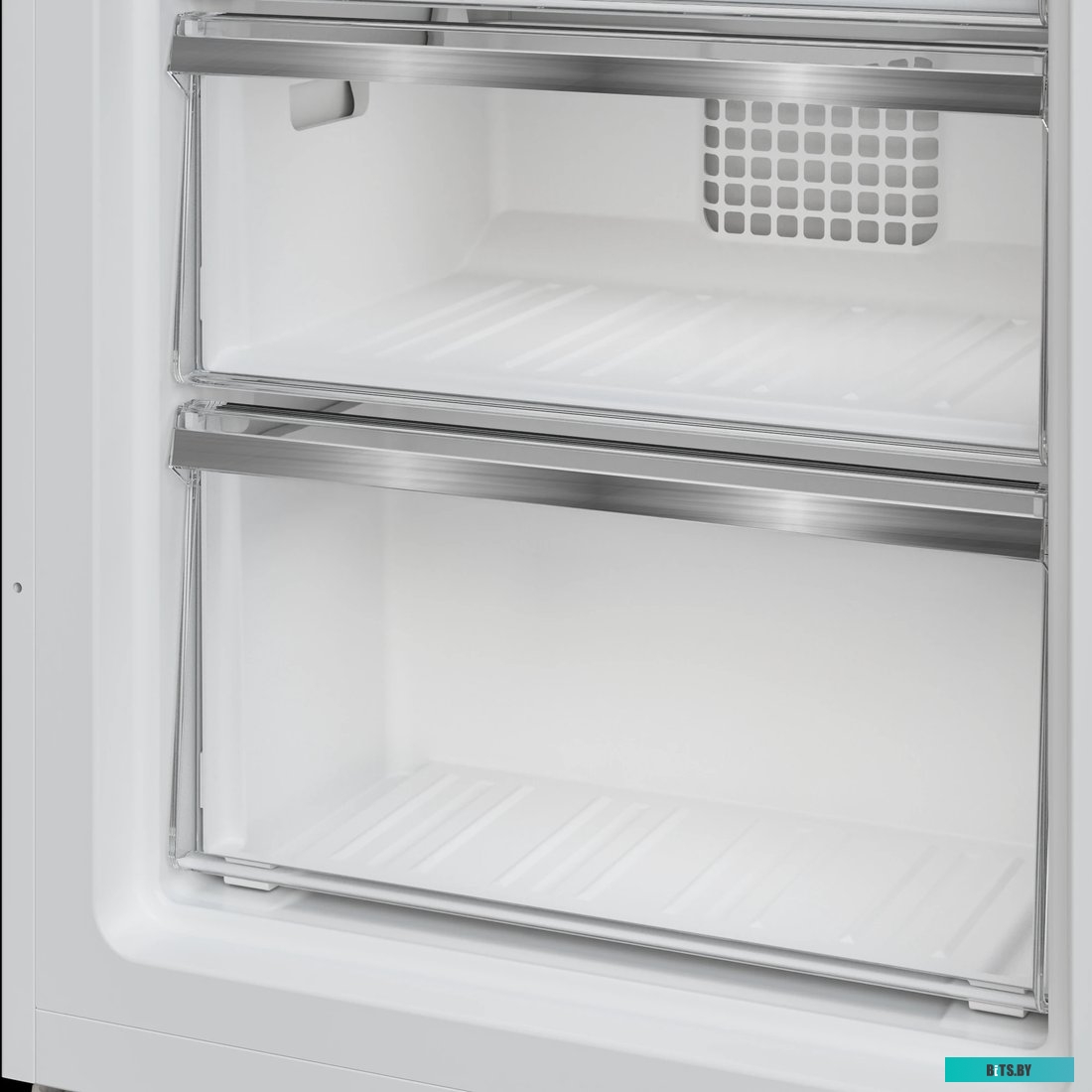 869892700010 Морозильная камера Hotpoint HFZ 6185 W белый