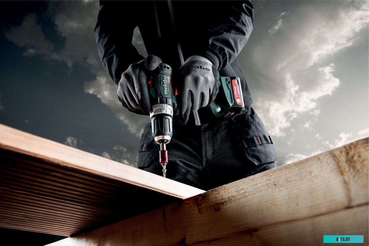 Ударная дрель-шуруповерт Metabo PowerMaxx SB 12 BL 601077500 (с 2-мя АКБ, кейс)