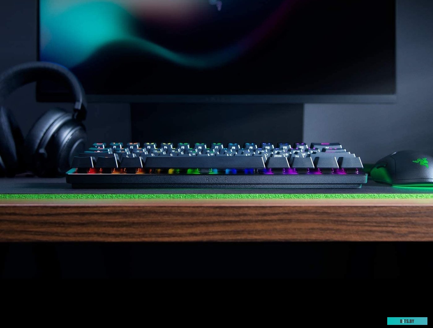 Клавиатура Razer Huntsman Mini Black (Switch - Purple) RZ03-03391500-R3R1