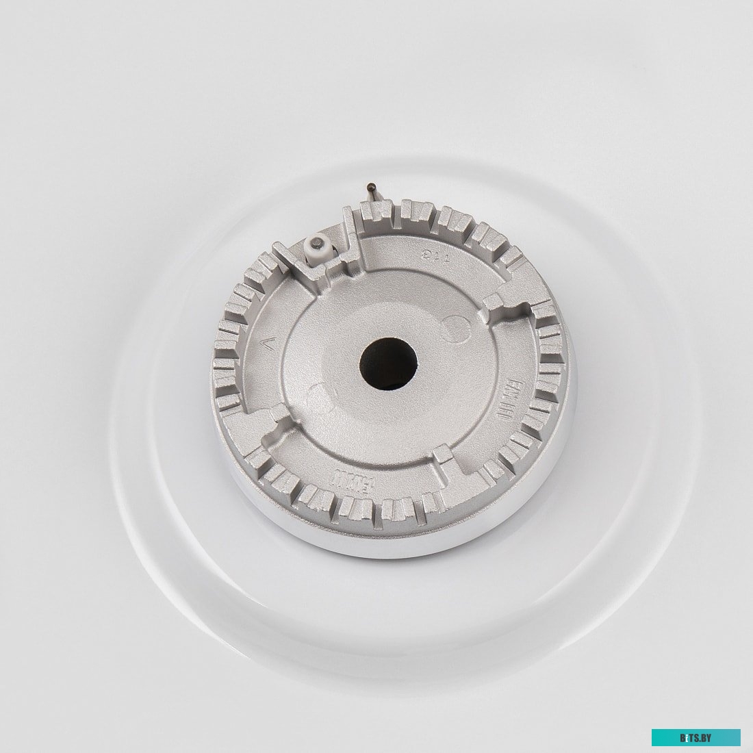 КА-00013562 Газовая варочная панель MAUNFELD EGHE.32.6CW/G,  независимая,  белый