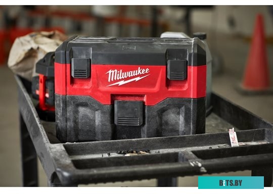 Milwaukee M18 VC2-0
