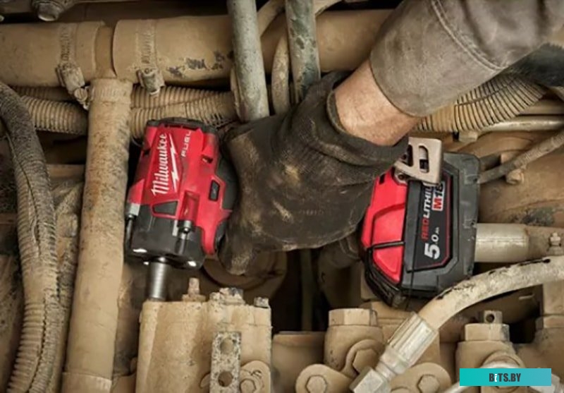 Milwaukee M18 FIW2F38-0X 4933478650 (без АКБ, кейс)