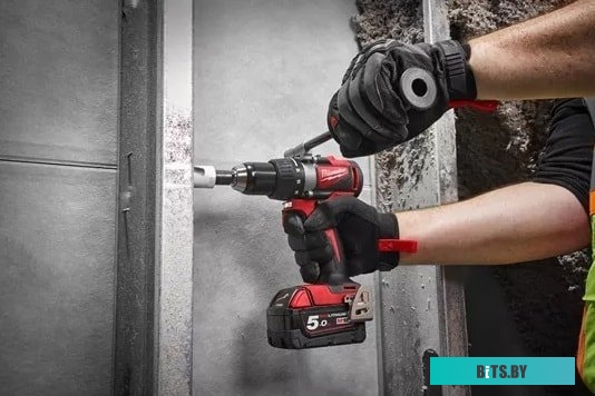 Milwaukee M18 BLDD2-0X 4933464514 (без АКБ, кейс)